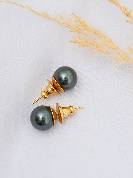 Basraa Golden Black Pearl Stud Earrings
