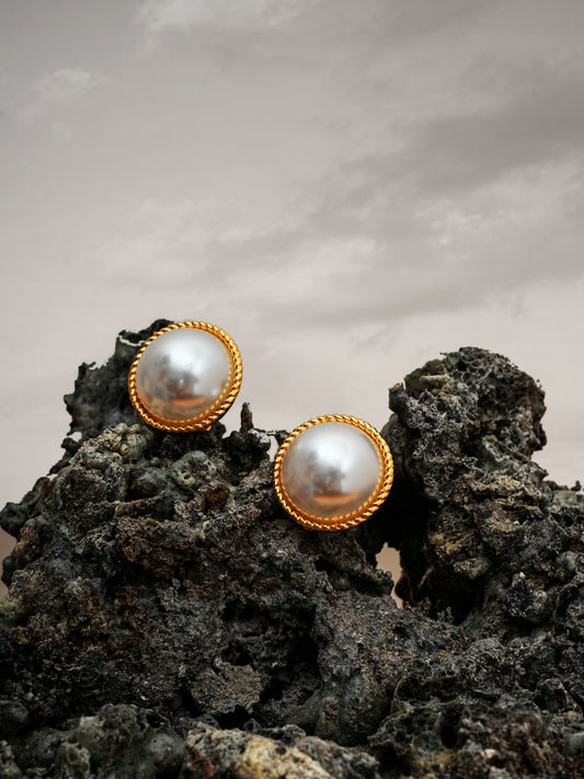 Basraa White Pearl Stud Earrings with Golden Rope Frame